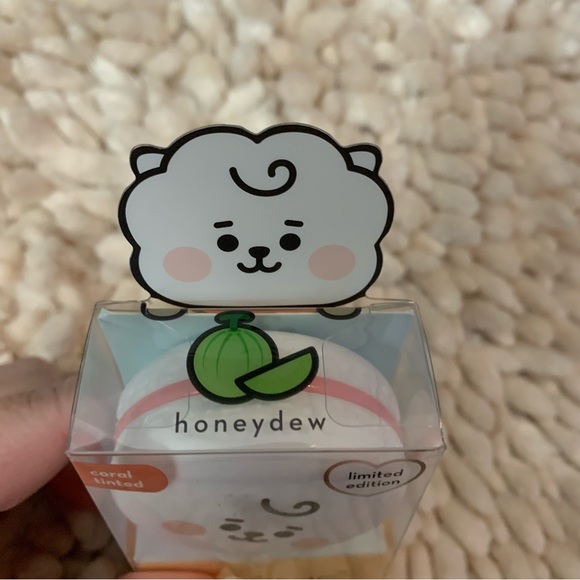 BT21 the crème shop RJ macaron lip balm honeydew - Picture 4 of 8